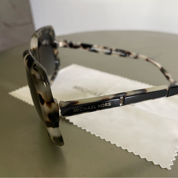 Michael Kors Women Sunglasses - Picture 4 of 5